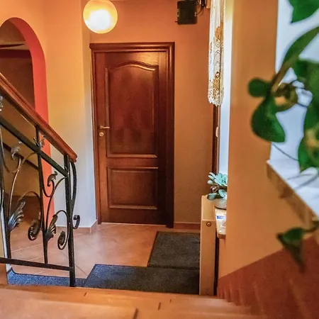 Alesandro Apartman *