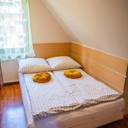 Alesandro Apartment *