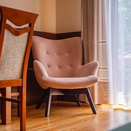 Alesandro Apartman *